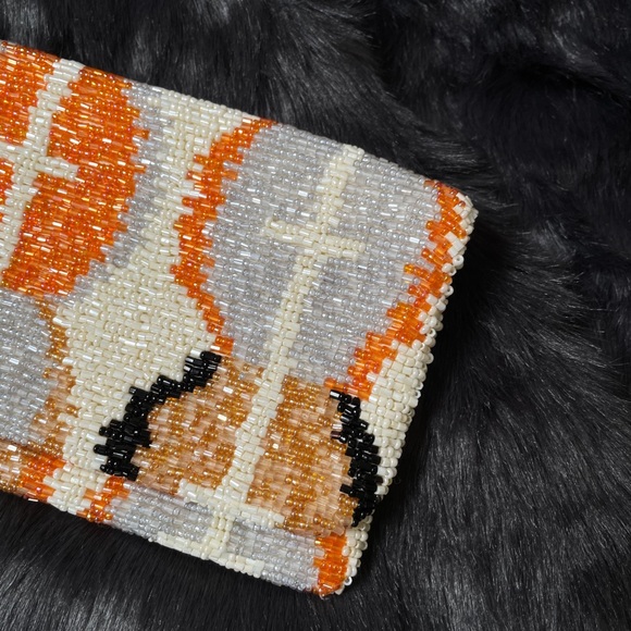 Beaded Envelope Clutch - Picture 2 of 8